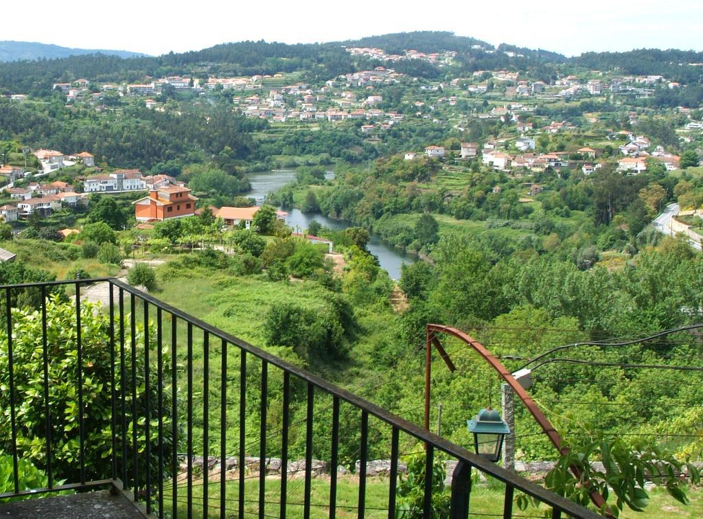 Quinta Das Vessadas Hotel Castelo de Paiva Exterior photo